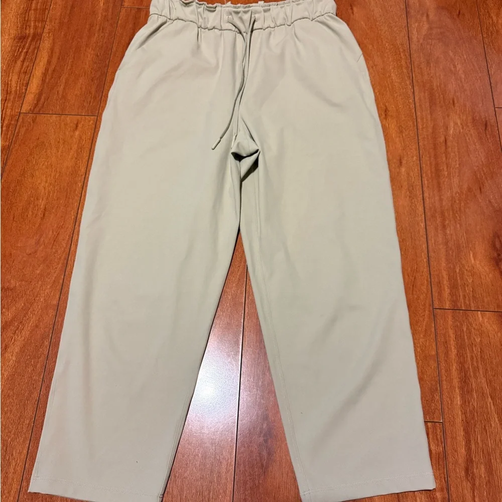 Lululemon athletica women Elastic Waist Casual Pants - Light Beige